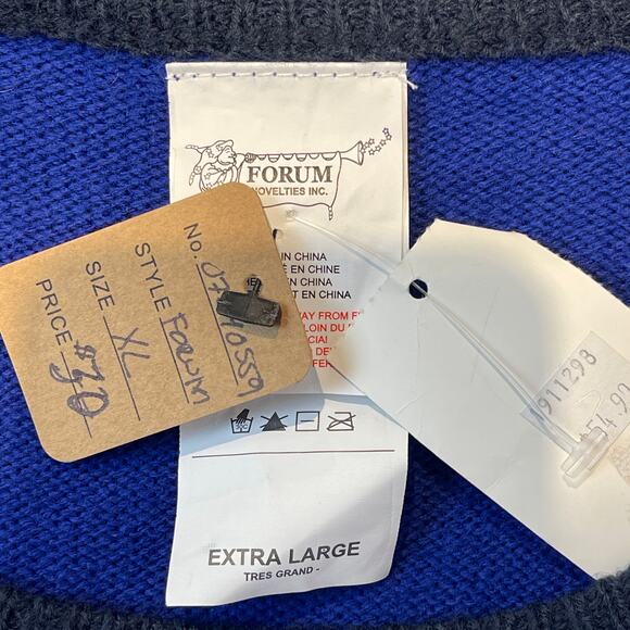 Forum Novelties HAPPY HANNUKAH Light up Menorah Ugly Sweater Size XL - Picture 3 of 3